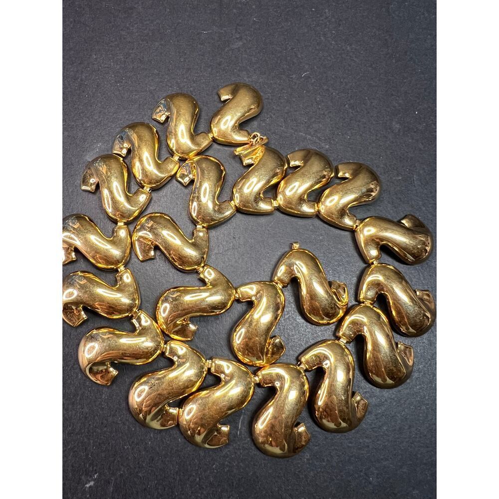 Vintage MCM Napier Gold-Tone Sculptural S-Link Statement Necklace, Signed - Picture 4 of 13
